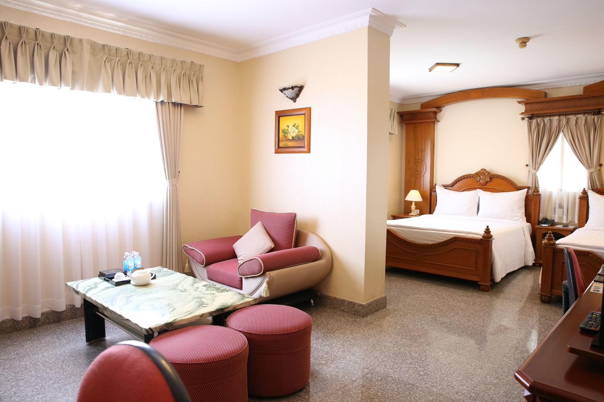 Silverland Khách sạn 4*