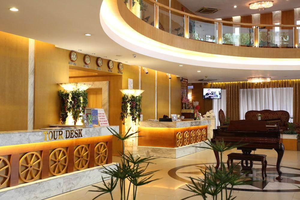 Silverland Khách sạn 4*