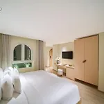 Silverland May Hotel
